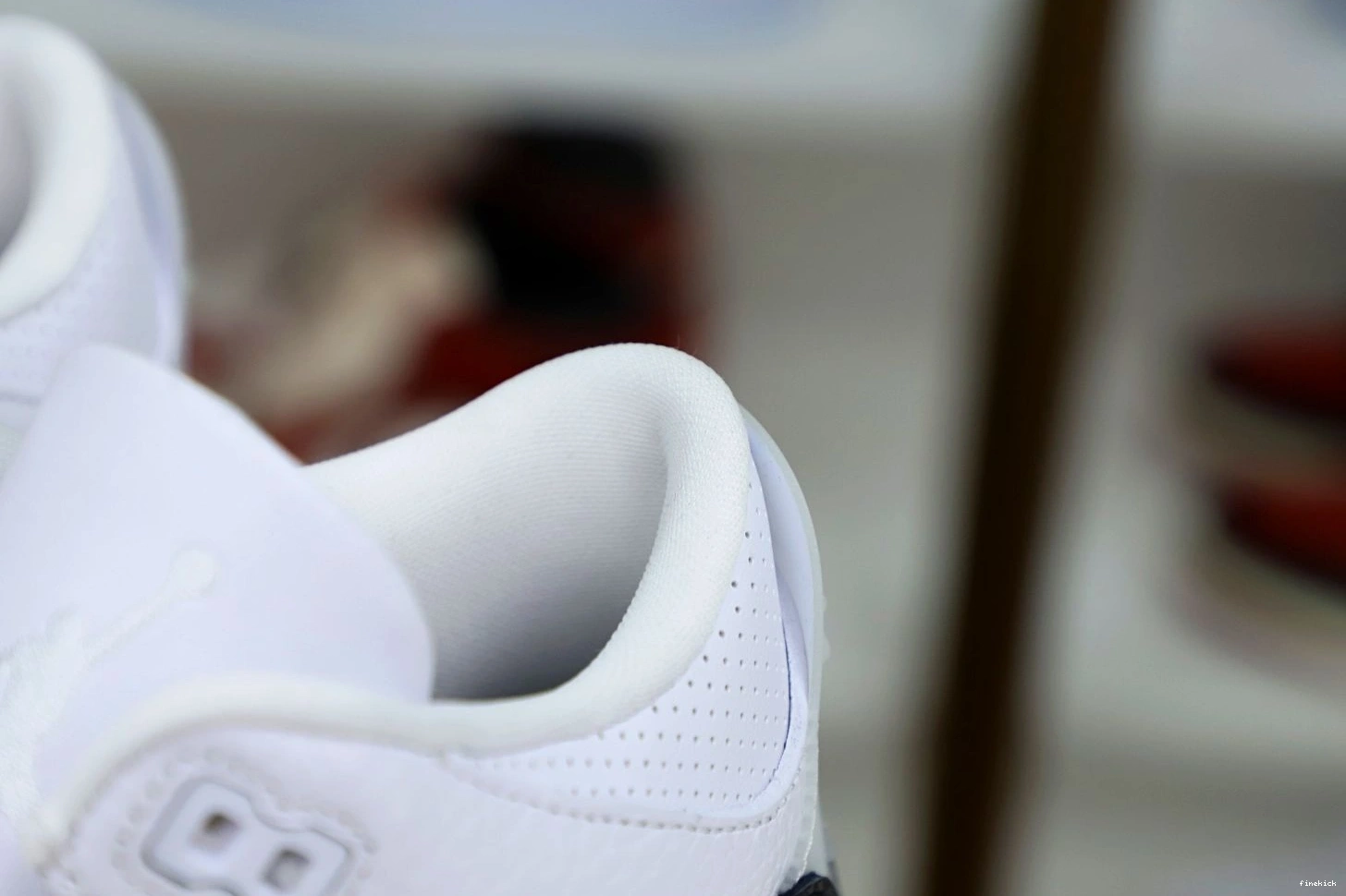 AIR 3 DESIGN RETRO 'WHITE' JORDAN X FRAGMENT SP 1227